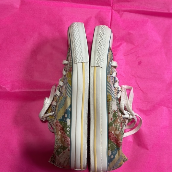 Ladies patchwork Converse tennis shoes - Picture 7 of 16